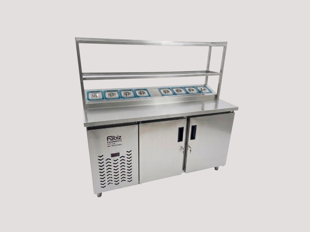 Four-door commercial refrigerator
